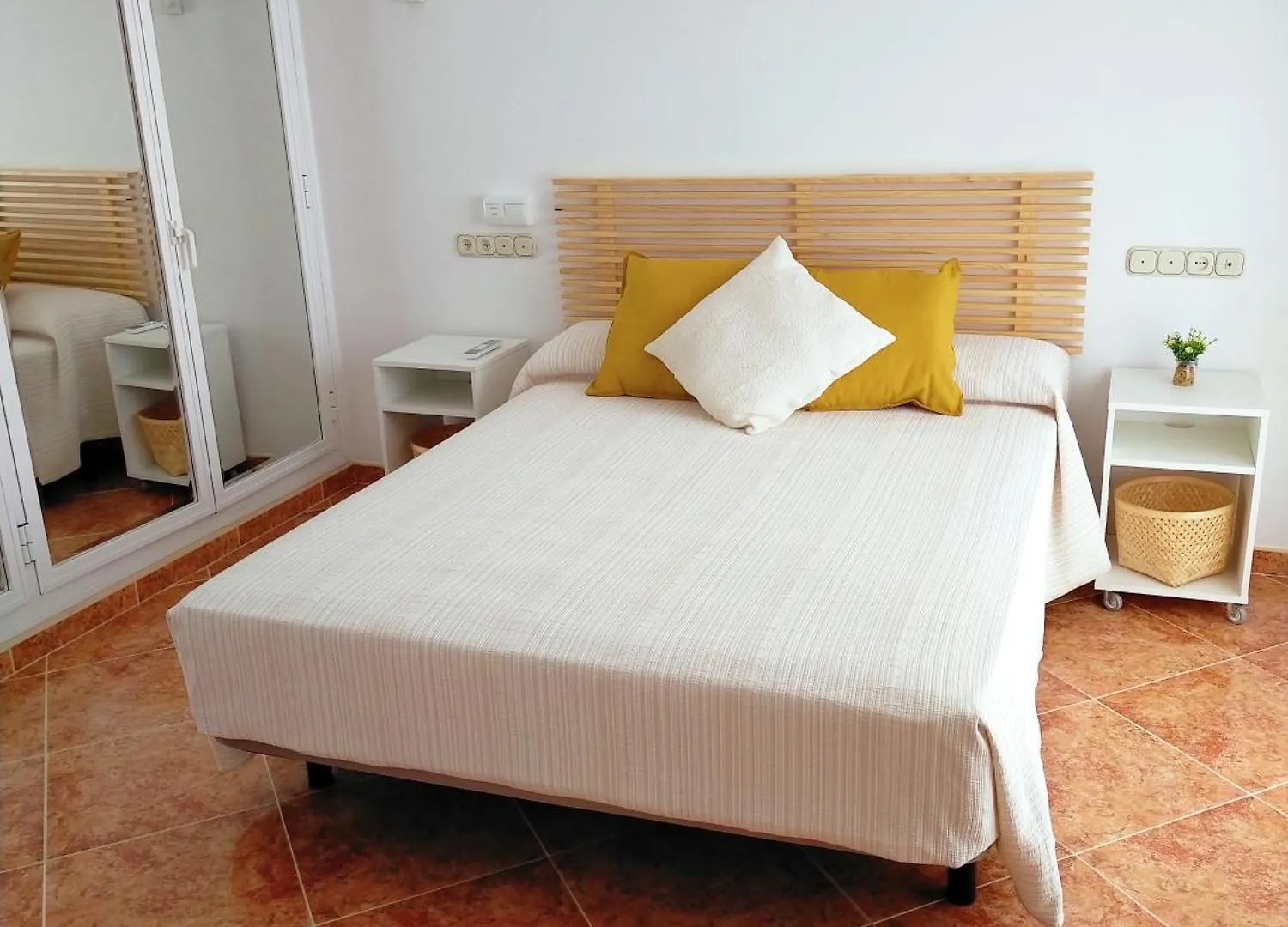 Casa Playa, Terraza Y Garaje Apartment Nerja